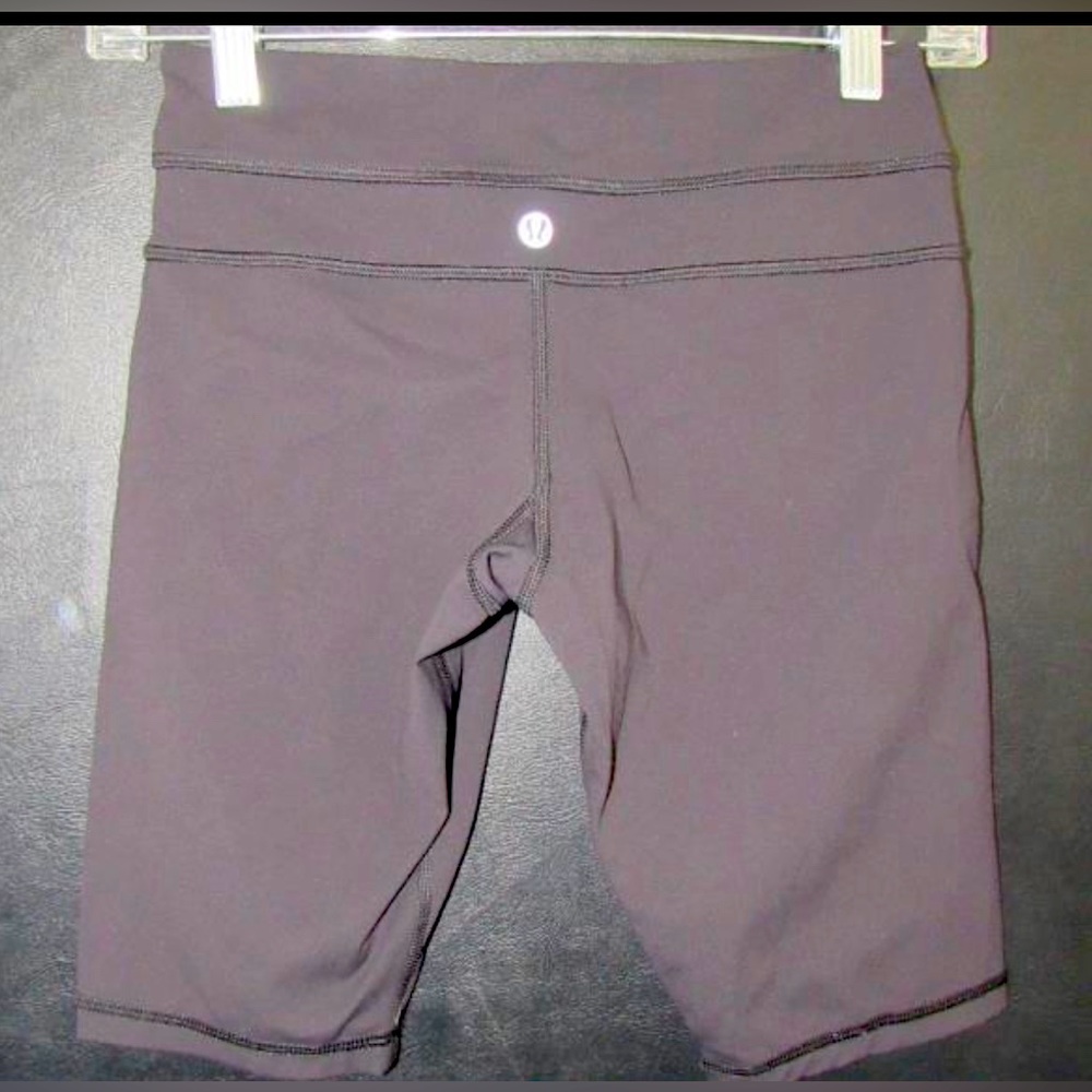 Lululemon black athletic bike shorts for ladies size 4, very good used condition